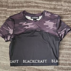 Blackcraft Cult camo activewear crop top Size Small